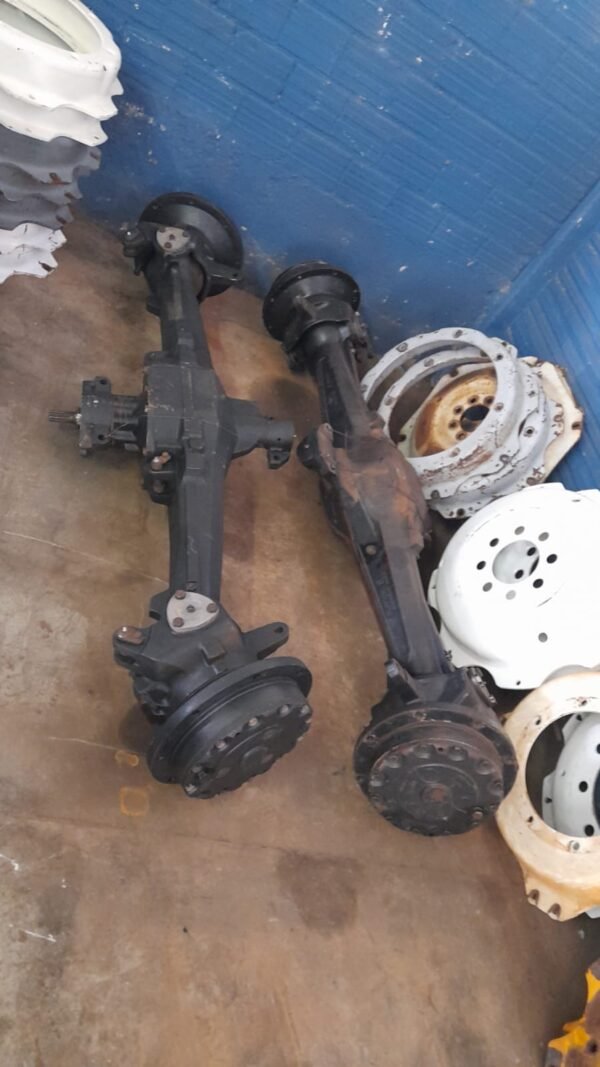 TRAÇÃO DIANTEIRA ZF CARRARO DANA BERTOLDO STARKE