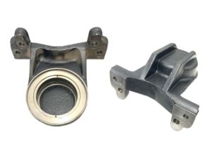 0095352101 CAVALETE TRASEIRO TRAÇÃO ZF APL335/ APL340 / AS3035 AGCO 81328500